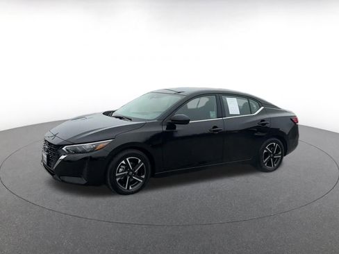 Used 2025 Nissan Sentra SV image 8