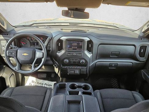 Used 2026 Chevrolet Silverado 1500 Custom RWD image 17