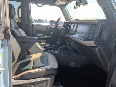 Certified 2024 Ford Bronco Wildtrak image 26