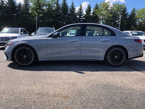 New 2026 Mercedes-Benz E 350 4MATIC Sedan image 7
