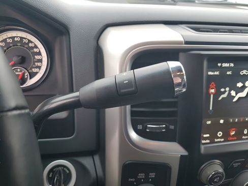 Used 2018 RAM 3500 Lone Star image 37