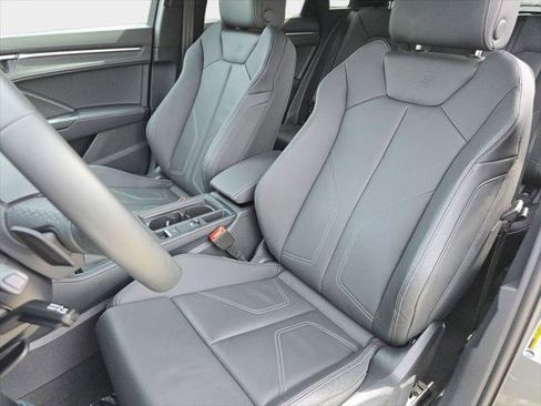 Certified 2025 Audi Q3 2.0T Premium AWD/4WD image 15