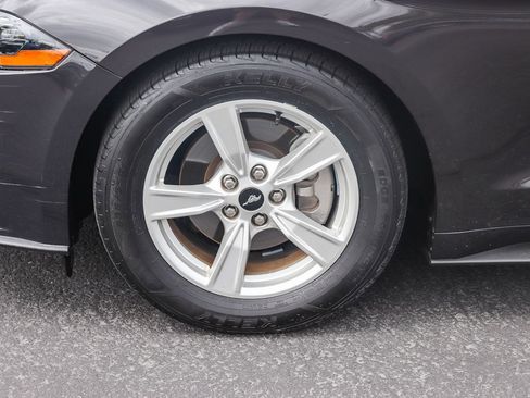 Certified 2023 Ford Mustang Coupe RWD image 9