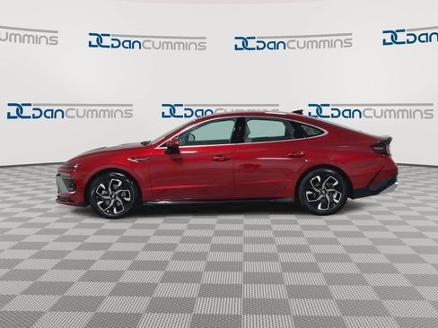 Used 2024 Hyundai Sonata SEL FWD image 5