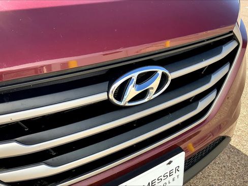 Used 2017 Hyundai Tucson SE w/ SE Popular Package 02 FWD image 30