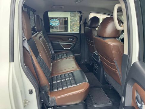 Used 2017 Nissan Titan Platinum Reserve AWD/4WD image 12