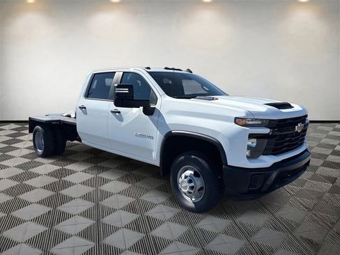 Used 2024 Chevrolet Silverado 3500 W/T w/ WT Convenience Package image 7