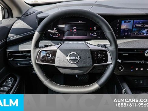 Certified 2025 Nissan Murano SV image 33