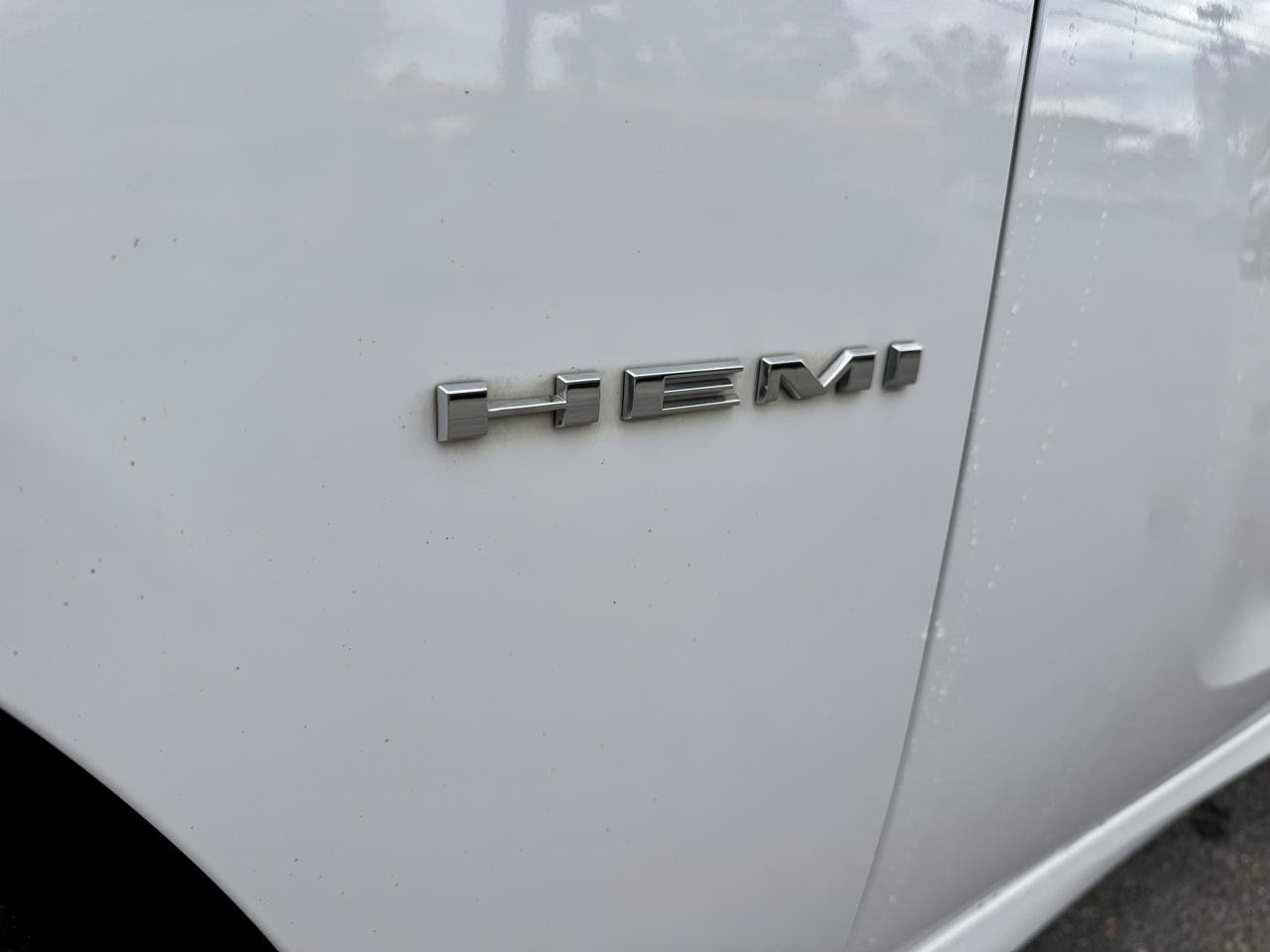 Used 2020 Dodge Charger R/T w/ Plus Group RWD image 9