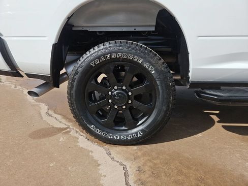 Used 2025 RAM 2500 Big Horn AWD/4WD image 9