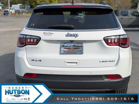 Used 2024 Jeep Compass Limited image 7