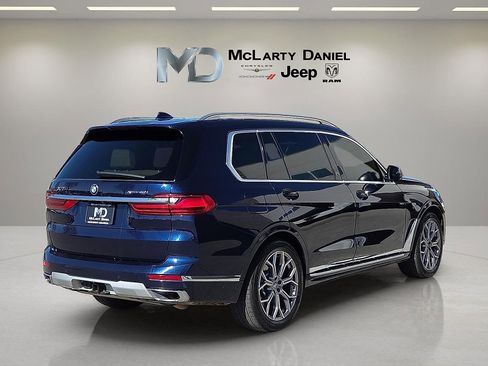 Used 2021 BMW X7 xDrive40i w/ Luxury Seating Package image 5