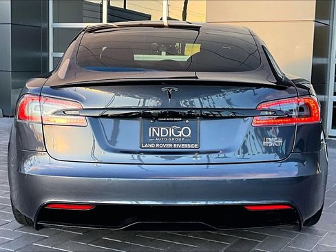 Used 2021 Tesla Model S Plaid image 4