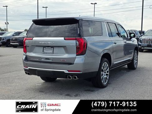 Used 2026 GMC Yukon XL Denali w/ Sun & Power Step Package AWD/4WD image 7