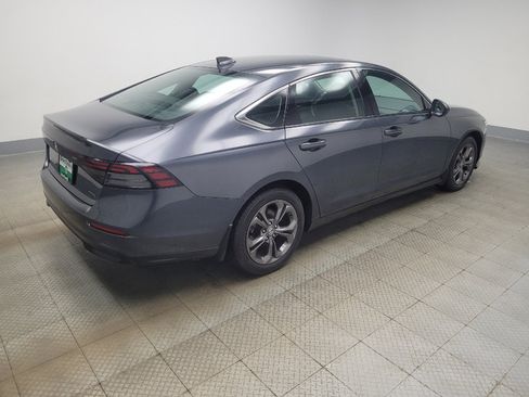 Used 2023 Honda Accord EX image 10