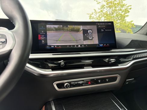 Used 2024 BMW X7 M60i w/ Executive Package AWD/4WD image 28