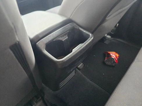 Used 2017 Toyota Tacoma TRD Off-Road image 17