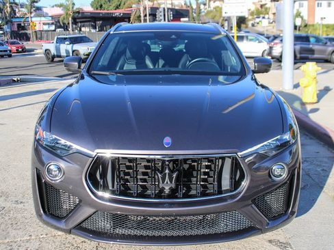 Used 2020 Maserati Levante GTS AWD/4WD image 9