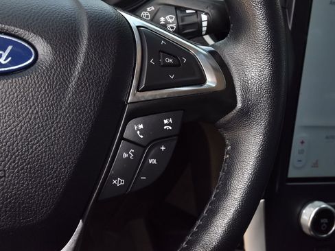 Used 2024 Ford Edge SEL AWD/4WD image 24