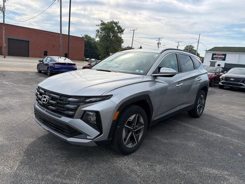 Used 2025 Hyundai Tucson SEL AWD/4WD image 4