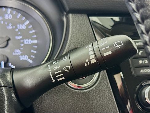 Certified 2022 Nissan Rogue Sport SV w/ Technology Package image 16