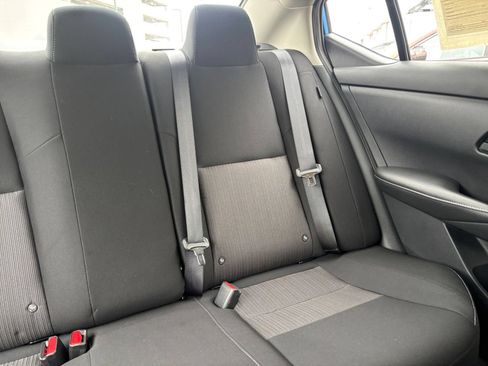 Used 2025 Nissan Sentra SV FWD image 35