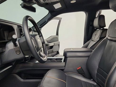 Used 2023 Ford F350 Platinum image 18