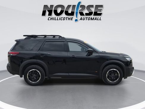 Used 2025 Nissan Pathfinder Rock Creek AWD/4WD image 9