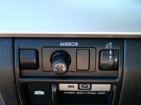Used 2013 Subaru Legacy 2.5i Premium w/ All-Weather Pkg AWD/4WD image 26