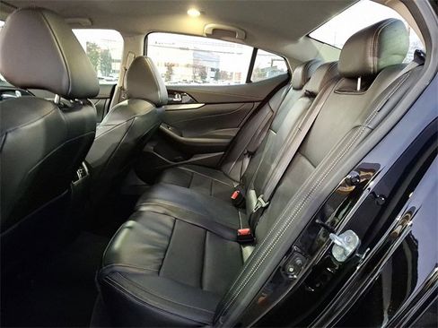 Used 2023 Nissan Maxima SV w/ Floor Mat Group image 10