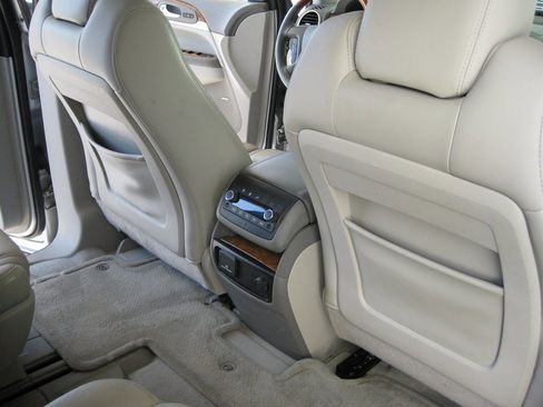 Used 2012 Buick Enclave Premium w/ Trailering Provision Package image 32