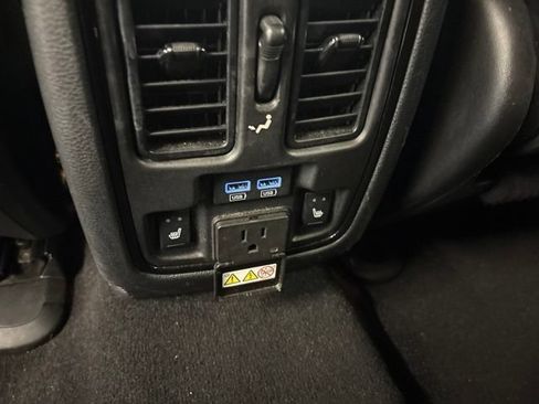 Used 2024 Dodge Durango GT RWD image 20