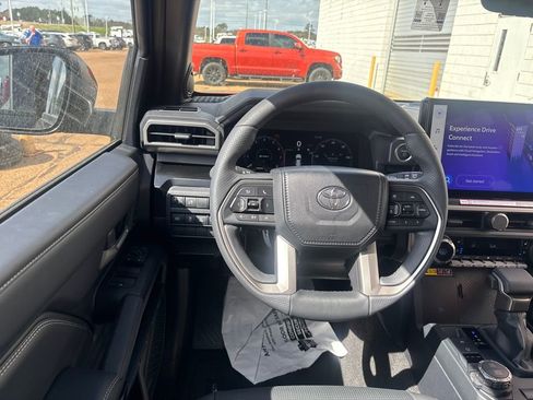 New 2026 Toyota 4Runner Limited image 4