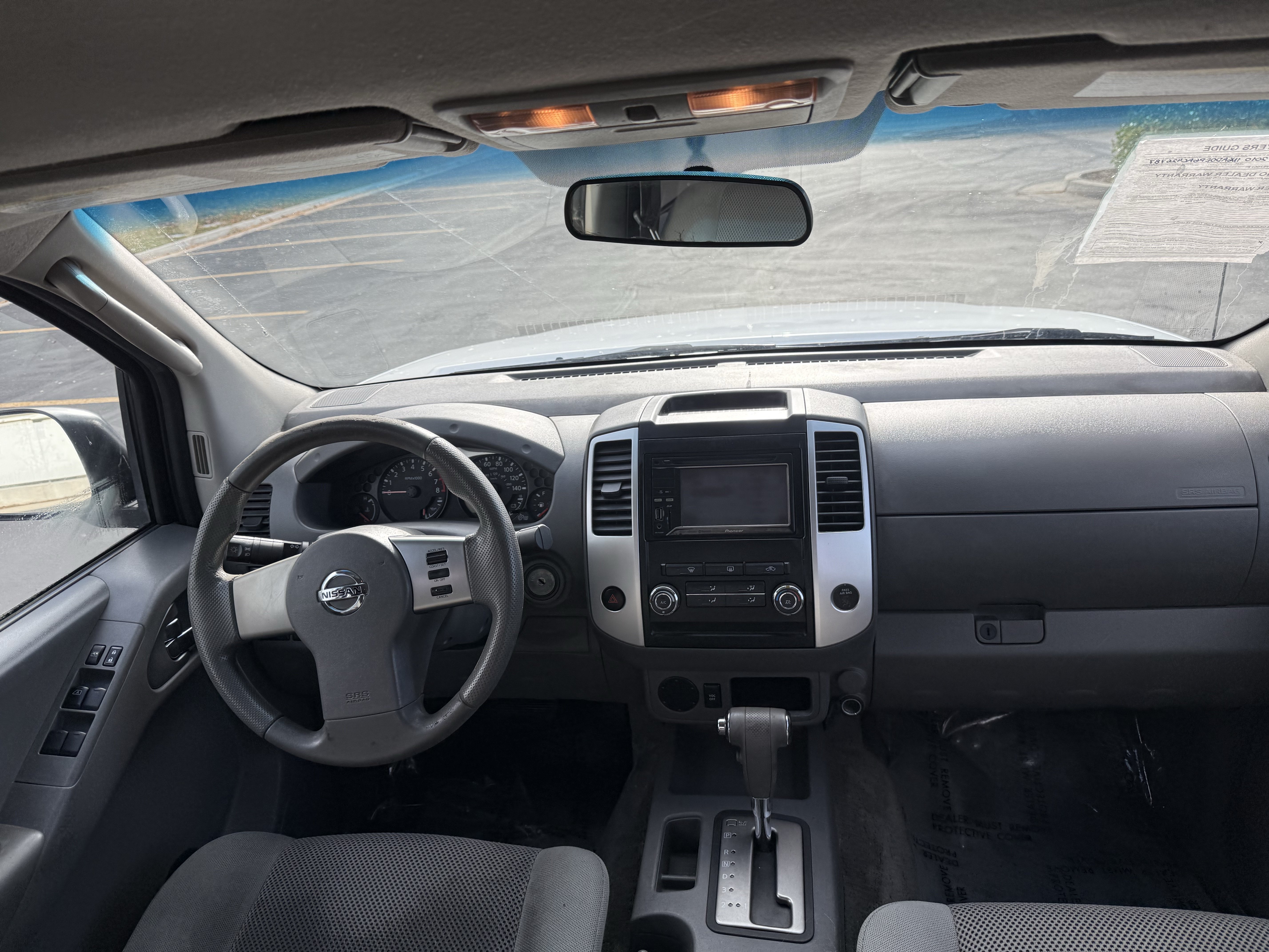 Used 2010 Nissan Frontier SE RWD image 10