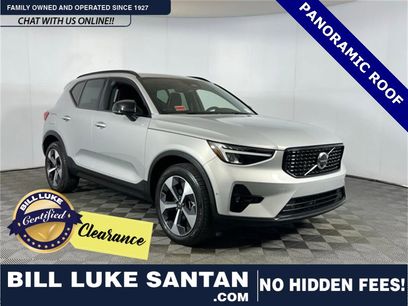 Used 2024 Volvo XC40 B5 Plus