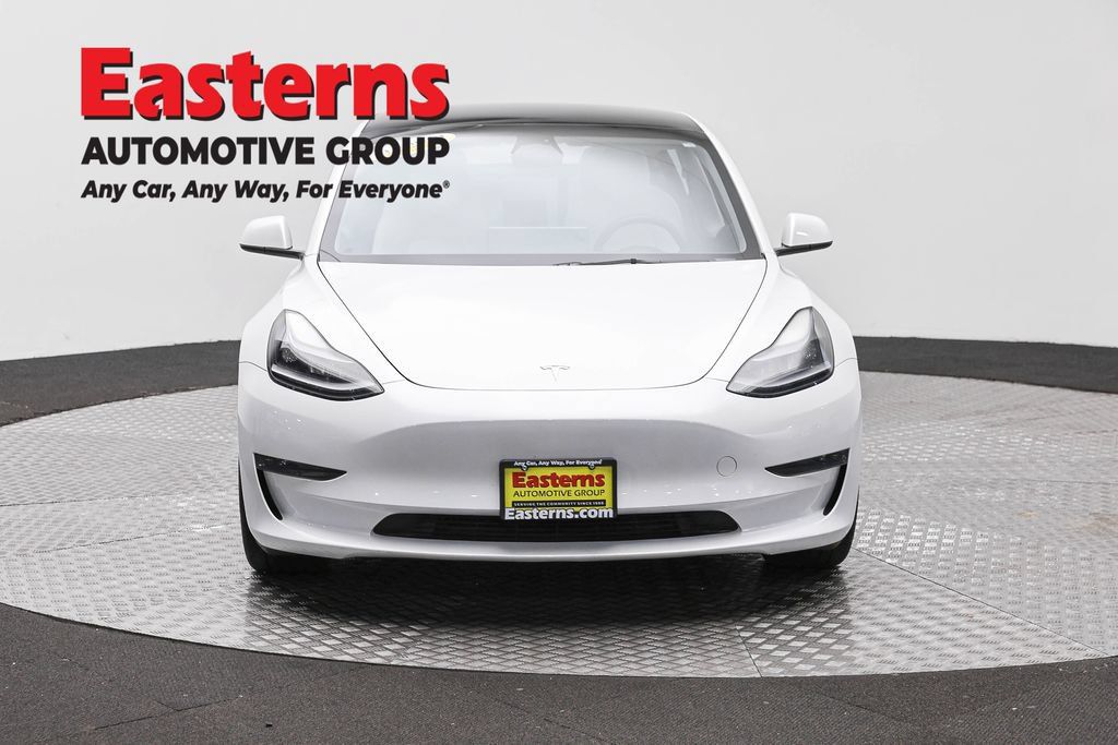 Used 2023 Tesla Model 3 Standard Range RWD image 4