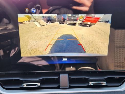 New 2026 Chevrolet Equinox LT image 19