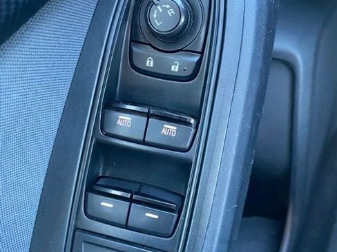 Used 2018 Subaru Crosstrek 2.0i Premium w/ Popular Package #3 image 25