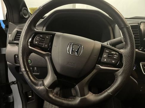 Certified 2024 Honda Ridgeline Black Edition image 14