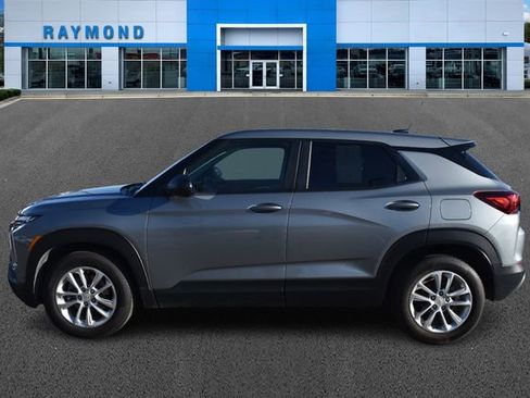 Used 2024 Chevrolet TrailBlazer LS w/ LS Convenience Package image 6