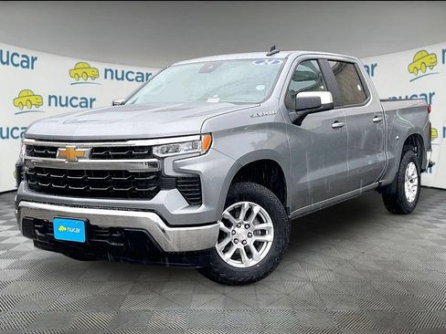 Used 2024 Chevrolet Silverado 1500 LT AWD/4WD image 3