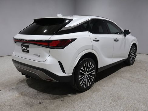 Used 2026 Lexus RX 350 w/ Convenience Package AWD/4WD image 2