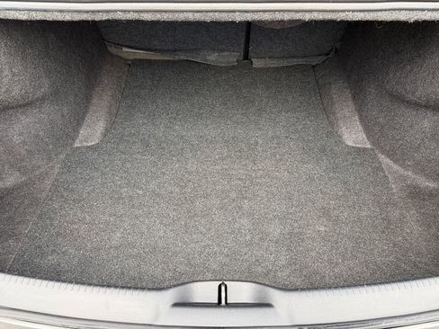 Used 2014 Chrysler 300 AWD w/ Driver Convenience Group image 19