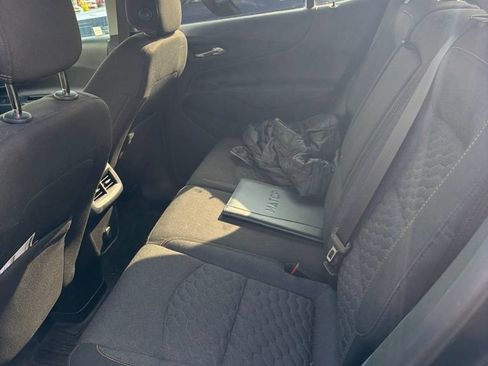 Used 2018 Chevrolet Equinox LT FWD image 6