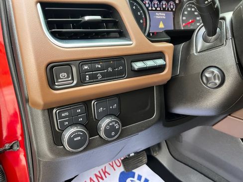 Used 2021 Chevrolet Suburban High Country AWD/4WD image 8