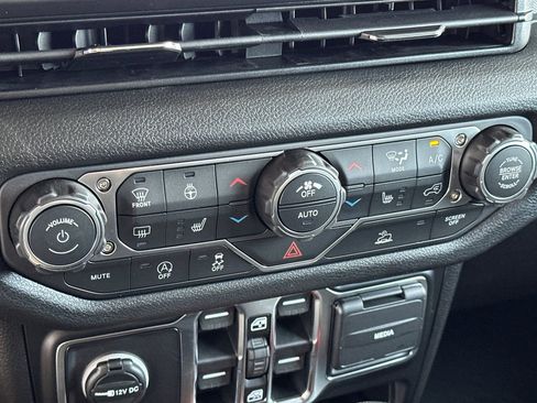 New 2026 Jeep Wrangler Unlimited Sport AWD/4WD image 21