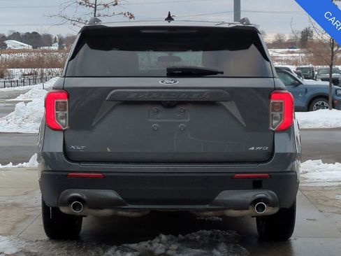 Used 2023 Ford Explorer XLT w/ Equipment Group 202A image 5