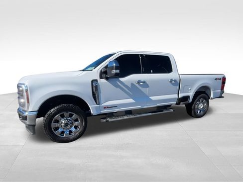 Used 2024 Ford F350 Lariat w/ Chrome Package AWD/4WD image 5