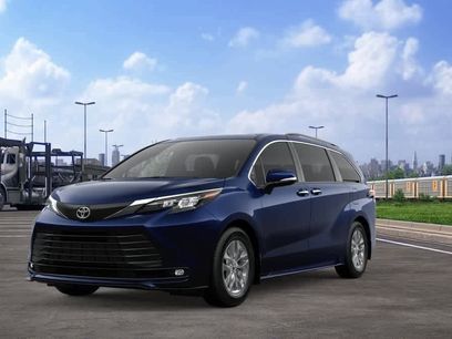 New 2026 Toyota Sienna XLE