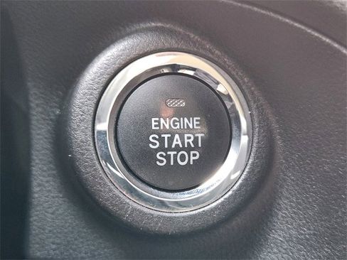 Used 2020 Subaru Ascent Limited w/ Technology Package image 22